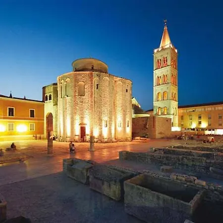 Apartmán Relax At 2br Oasis In Zadar